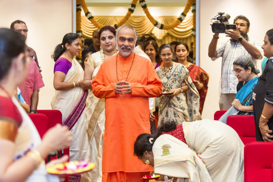 mukhya Swami Singapore trip17