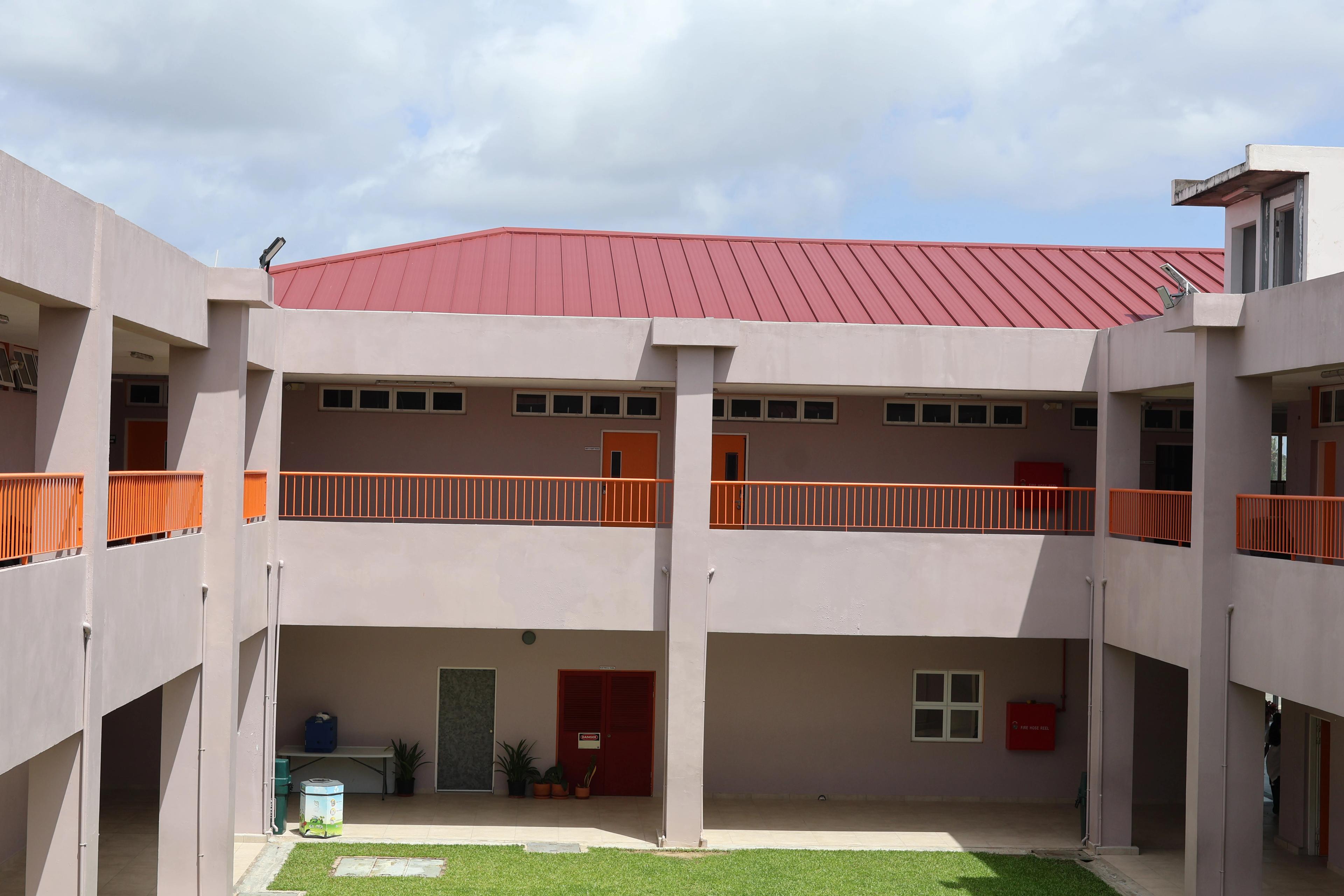 Missing {alternativeText}!!!